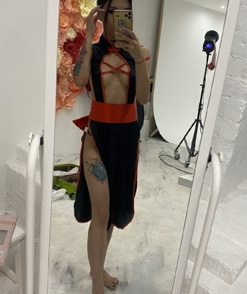 Встречи со мной наполнены страстью и невероятными ощущениями. Я понимаю твои желания без слов, и мои услуги настраивают на расслабление и удовольствие. Расскажу о своих возможностях только лично, но фото и отзывы откроют дверь в мир наслаждения. Живу в Москве, где можем провести незабываемое время. Доверься мне, я сделаю все, чтобы ты покинул мою обитель счастливым и удовлетворенным. 🌟🌹💋 863, 25 лет