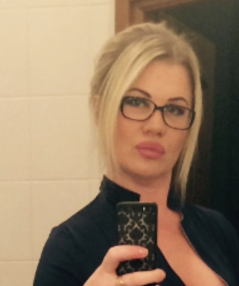 Я счастливо проживаю в Москве и готова подарить тебе незабываемые моменты страсти и наслаждения. Мои услуги включают все, что ты можешь только пожелать - от классического секса до экзотических фетишей. Помимо этого, я также предлагаю эскорт-услуги, организацию необычных встреч и сопровождение на мероприятиях. У меня есть отличные отзывы и фото, доказывающие мою красоту и профессионализм. Так что не медли - обратись ко мне, и я окуну тебя в мир наслаждения. 😉 1114, 39 лет